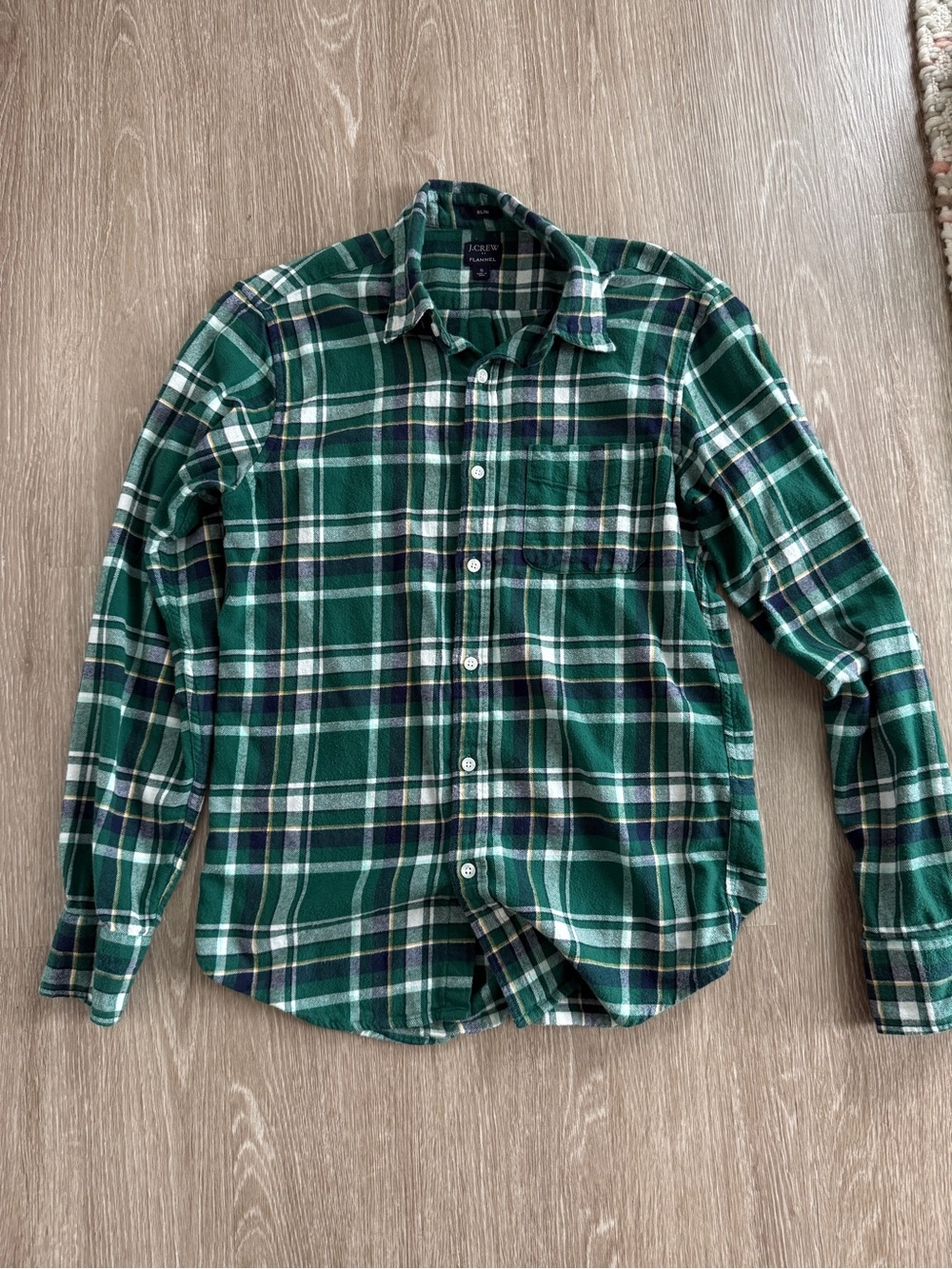 J Crew Men’s Green Flannel Shirt Size Small